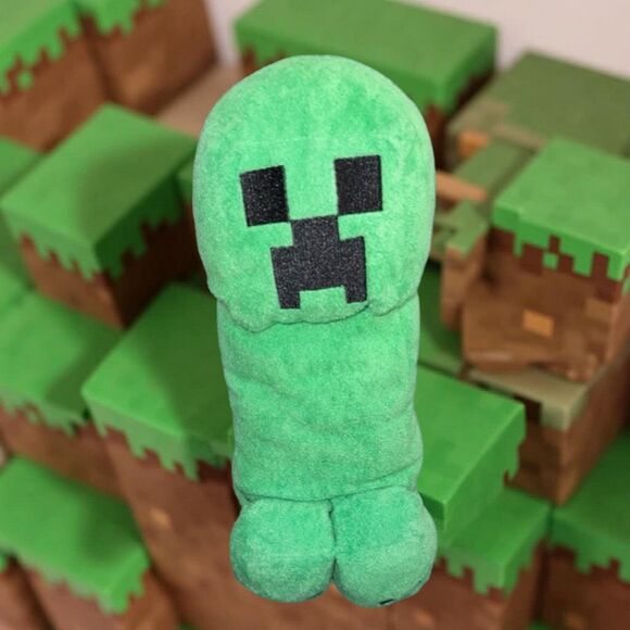 Minecraft Creeper Bed Pillow Stuffed Animal - Picture 1 of 5